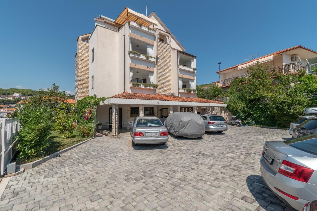 Apartments Vojin Trogir Exteriér fotografie